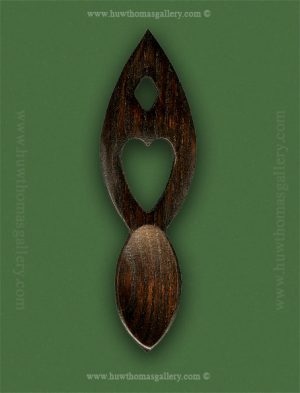 Huw Jones Welsh Lovespoon ( Hj5-02 ) Dark Wood Finish