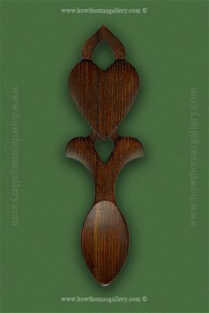 Huw Jones Welsh Lovespoon ( Hj7-c20 ) Dark Wood Finish