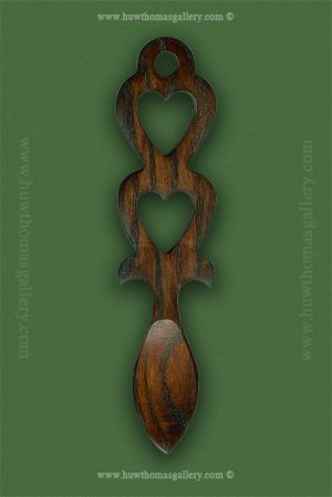 Huw Jones Welsh Lovespoon ( Hj7-053 ) Dark Wood Finish