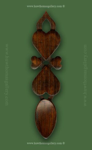 Huw Jones Welsh Lovespoon ( Hj9-f52 ) Dark Wood Finish