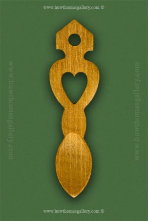 Huw Jones Welsh Lovespoon ( Hj6-12 ) Light Wood Finish